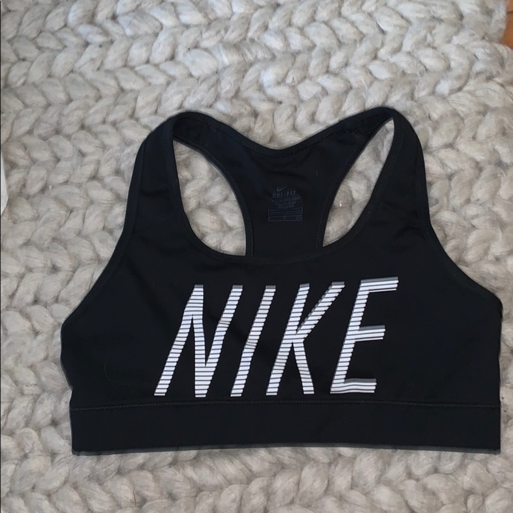 NIKE racerback sports bra